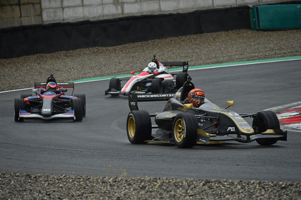 Una pioggia di emozioni per il Formula X Racing Weekend a Varano - ASI ...
